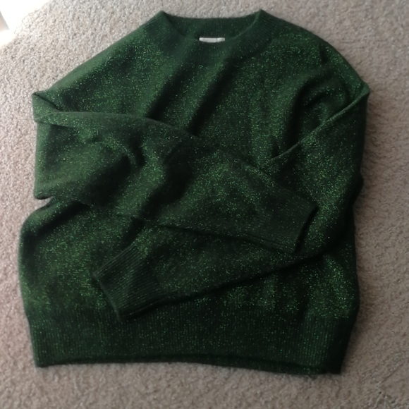 H&M green sweater with metallic thread - Picture 1 of 5